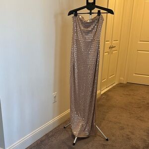 Source Unknown Rose Gold Sequin Strapless Maxi Dress